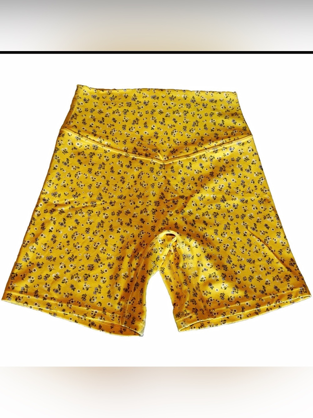 NWOT - Vitality Women's Cloud II Volley Short Sunny Microfloral Size S